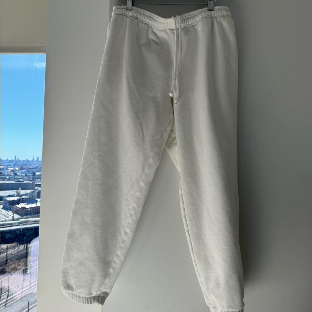 GAP White Sweatpants - Picture 3 of 4